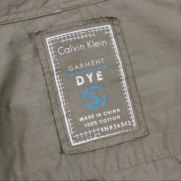 CK Oversized Light Button up down - Picture 5 of 5